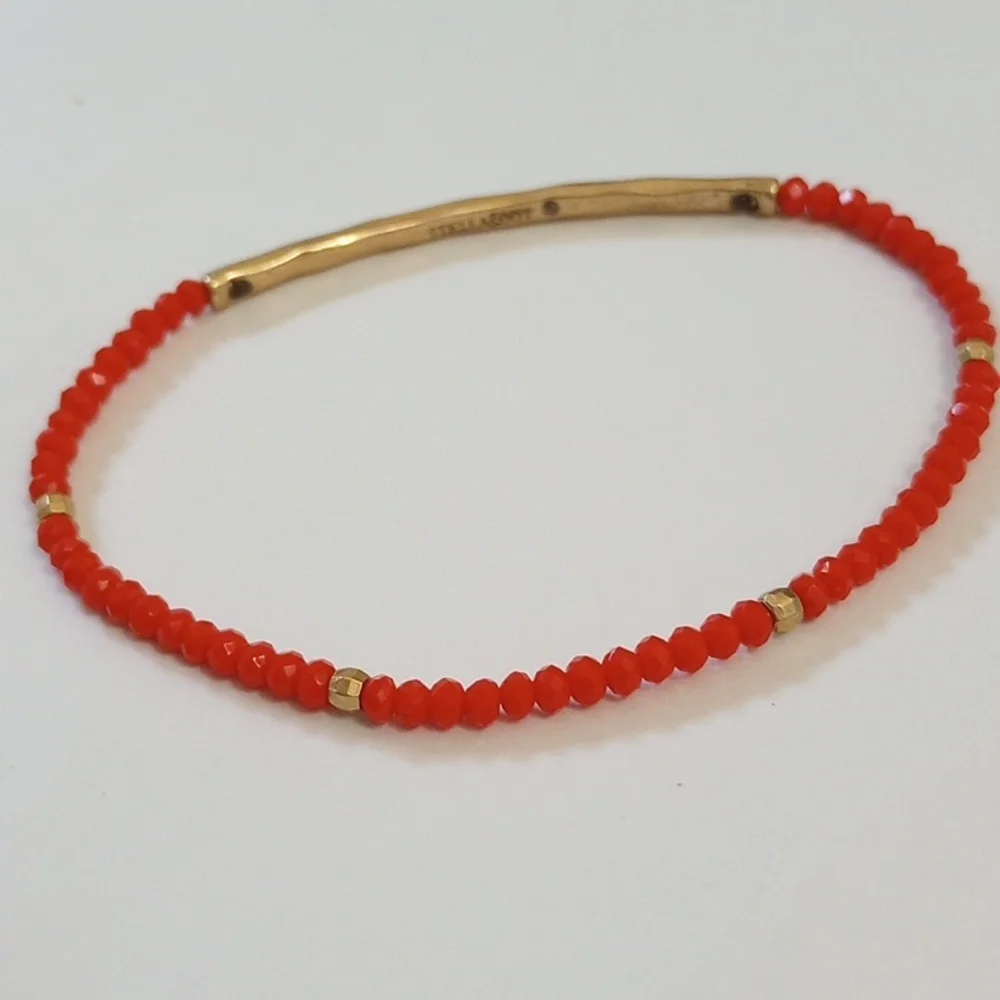 ❤ Stella & Dot Tabitha Stretch Bracelet hammered vintage gold red beads